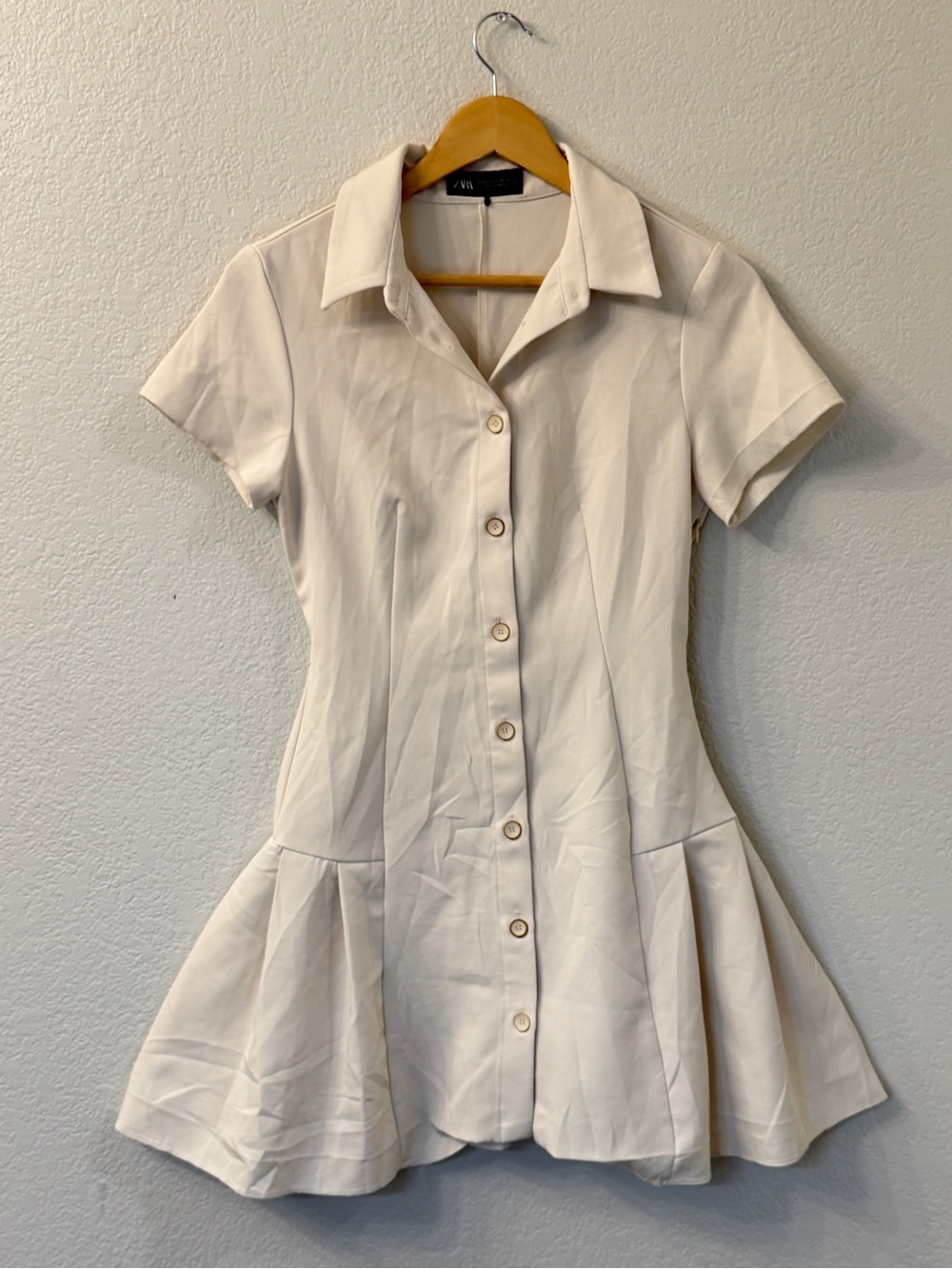 Zara Cream Short-Sleeve Button Front Dress